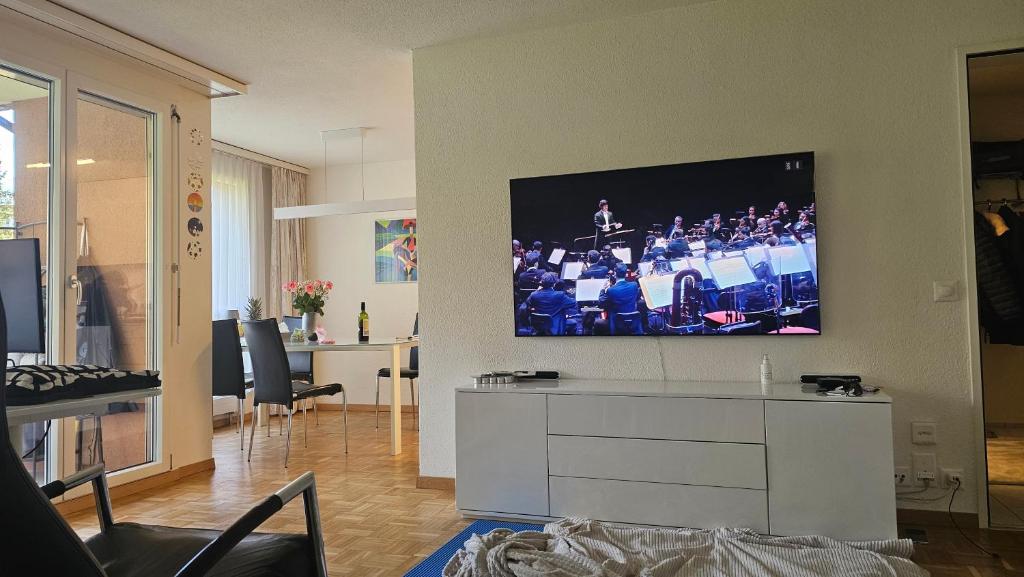 L9 – 4.5-Zimmer Wohnung mit grossem Balkon – Vorschau 4