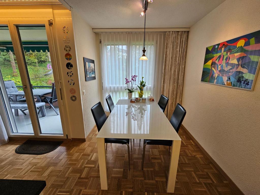 L9 – 4.5-Zimmer Wohnung mit grossem Balkon – Vorschau 6